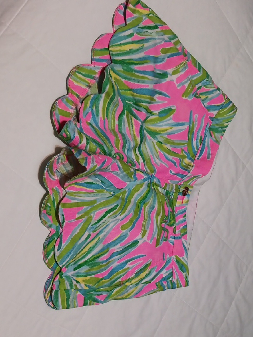 Lilly Pulitzer Pastel Multicolor Buttercup Shorts Gold Logo